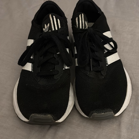 Adidas Swift Run Athletic Shoes women’s 7 - Picture 5 of 7